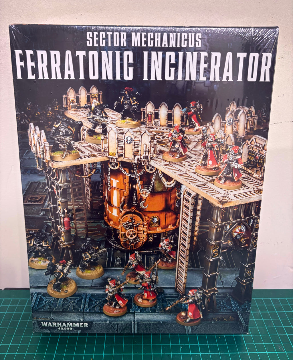 Warhammer 40,000 Sector Mechanicus: Ferratonic Incinerator – OOP Terrain Kit | Factory Sealed