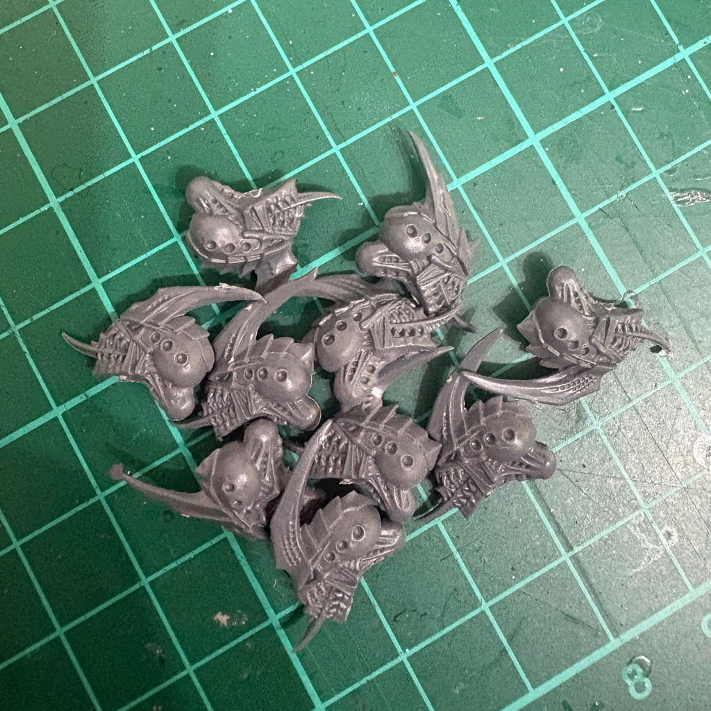 Tyranid Gargoyle Heads Bits Pack – 10x Heads for Warhammer 40K Conversion Kitbash