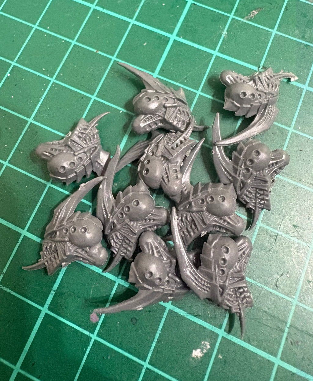 Tyranid Gargoyle Heads Bits Pack – 10x Heads for Warhammer 40K Conversion Kitbash