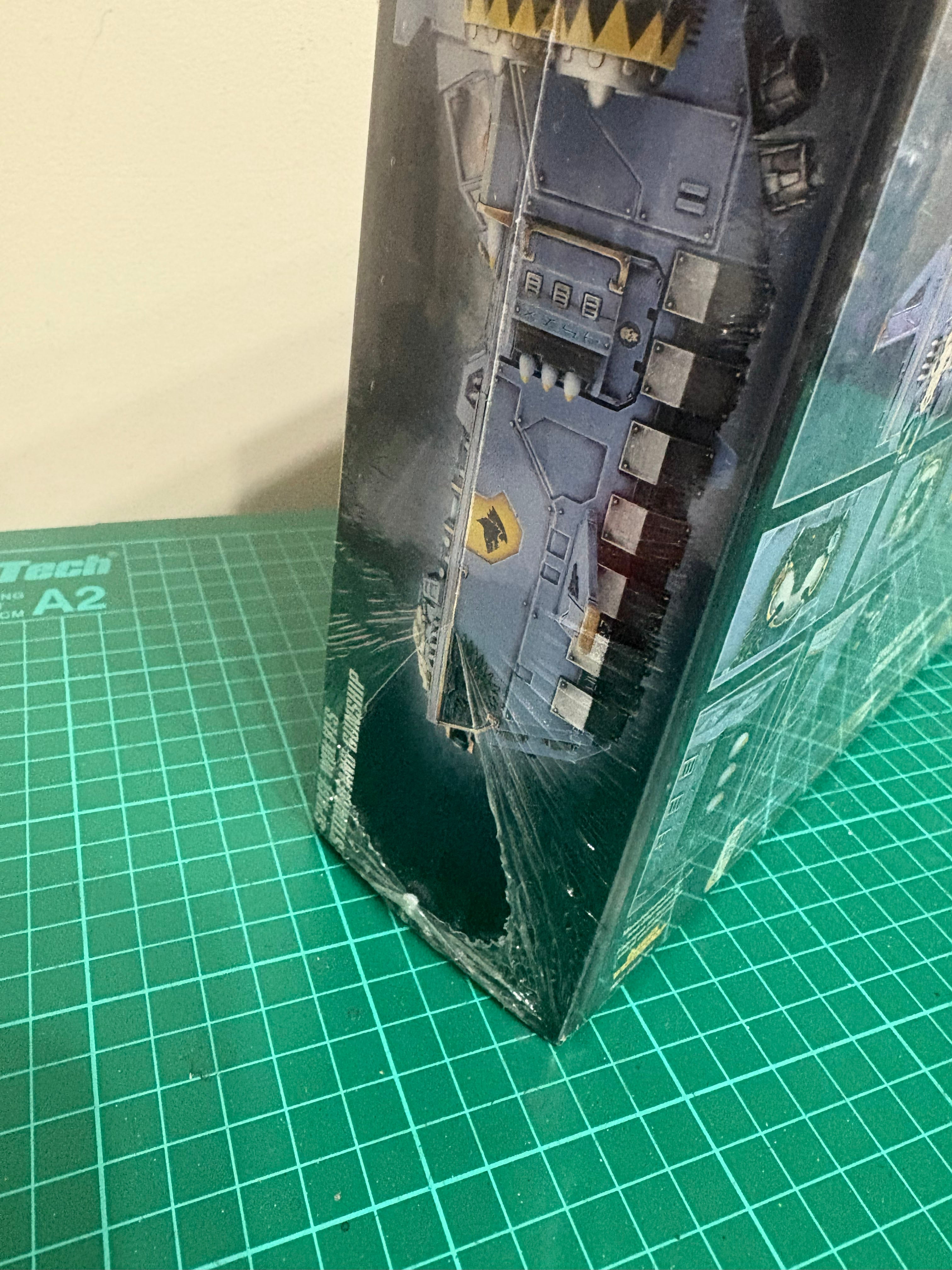 Warhammer 40,000 – Space Wolves Stormfang Gunship | OOP Small Hole in Sealed Box | Citadel Miniature | Rare