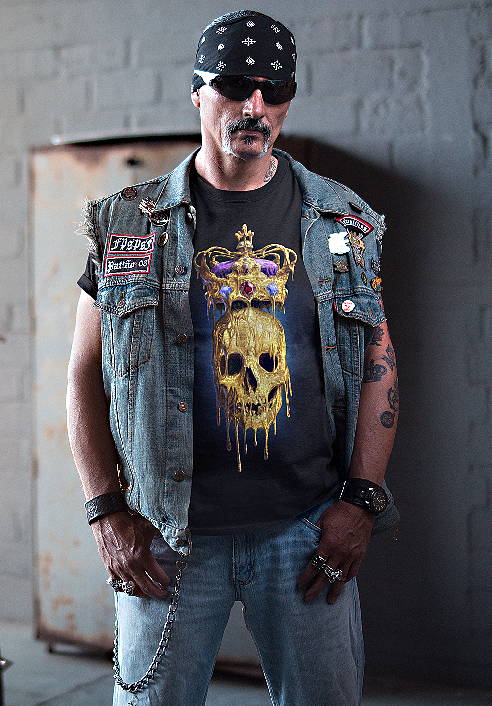 Royal Melting Golden Gothic Skull & Crown T-Shirt