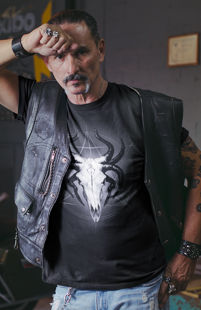 Glowing God of the Void: The Horned Skull Deity T-Shirt